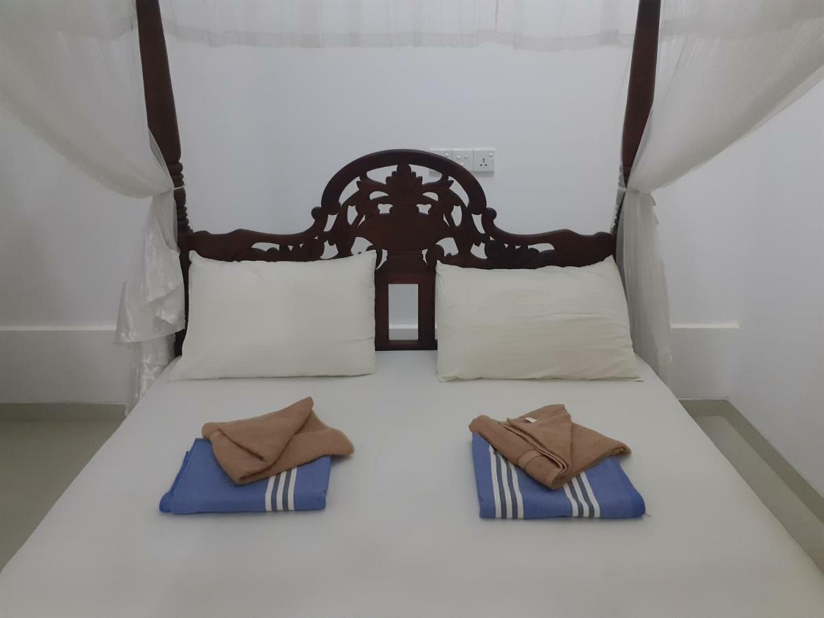 Serene Home Stay Udawalawe Exterior foto